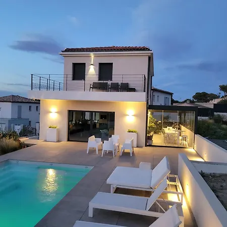 Hedone - Presqu'ile De Giens Piscine Vue