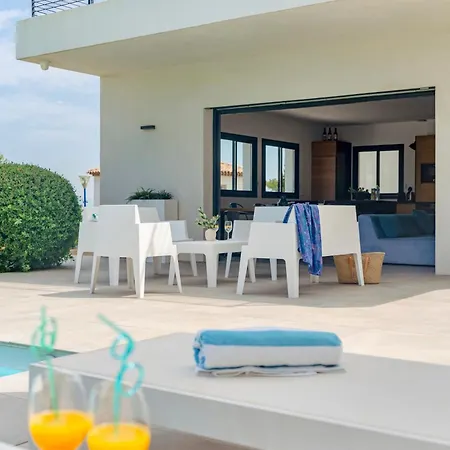 Hedone - Presqu'ile De Giens Piscine Vue הייר